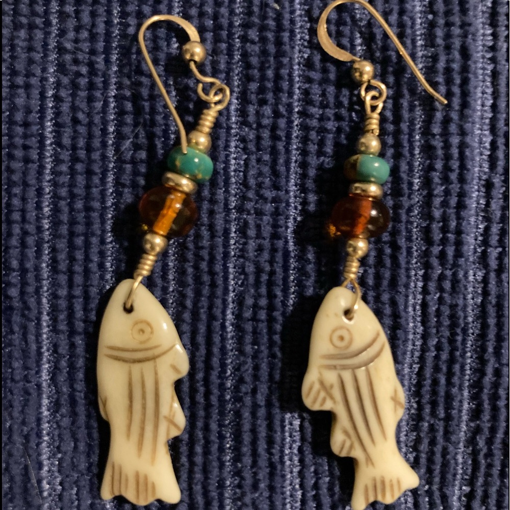 Fish dangle earrings